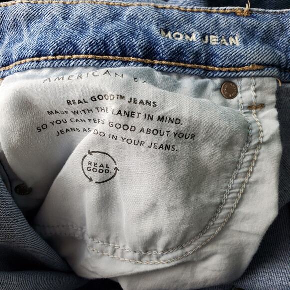 American Eagle Womens Distressed Mom Jeans Size 16 Short - Picture 5 of 8